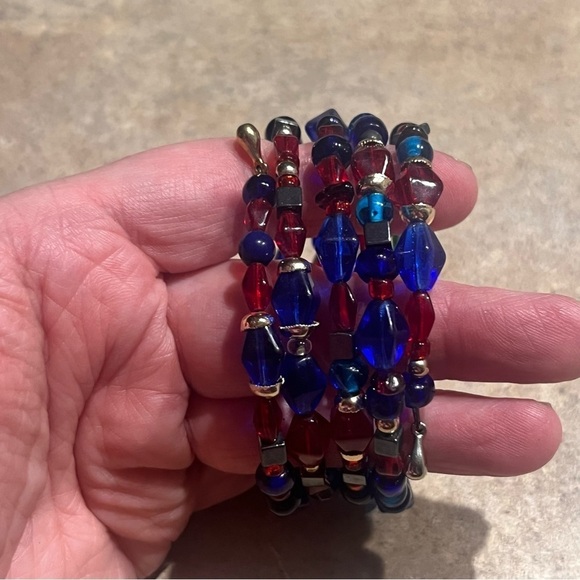 Faux, Costume, Estate Jewelry, Multi Color, Beaded Bracelet - Picture 3 of 4